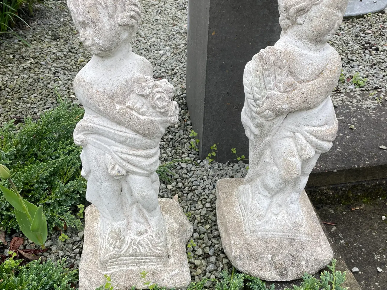 Billede 1 - Gamle havefigur med patina