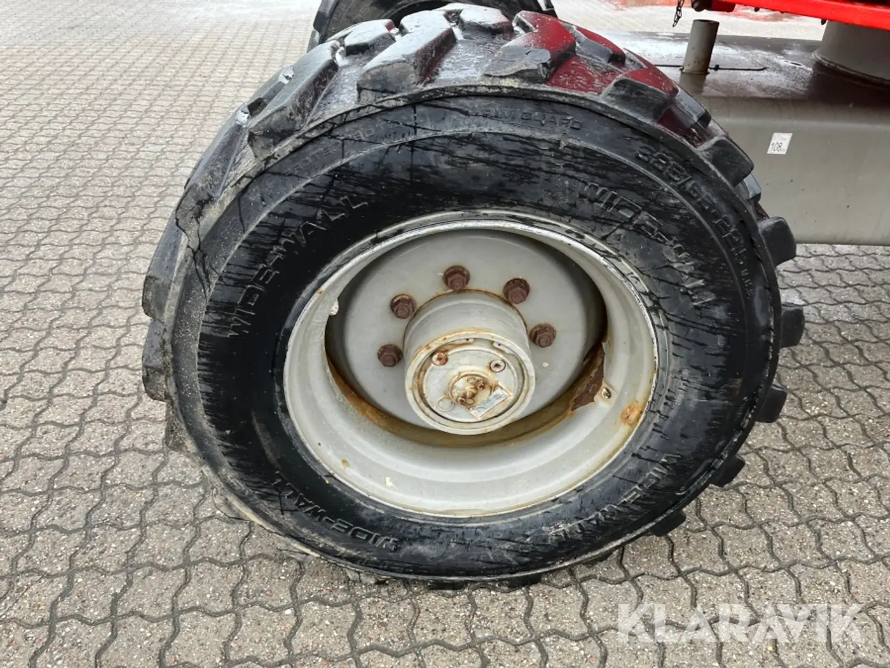 Billede 12 - Knækrambomlift Haulotte HA20PX