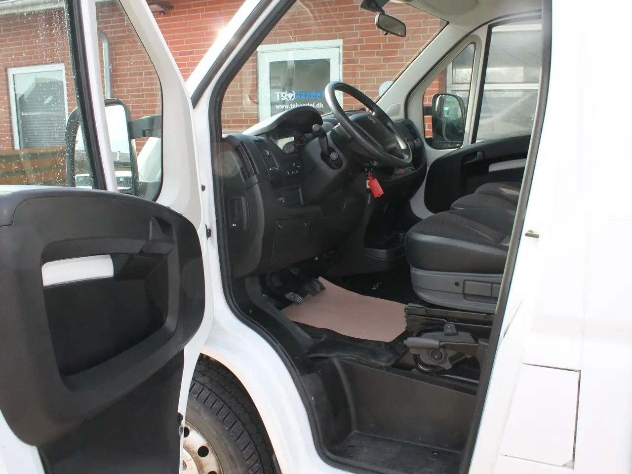 Billede 5 - Peugeot Boxer 335 2,2 BlueHDi 165 L3 Plus