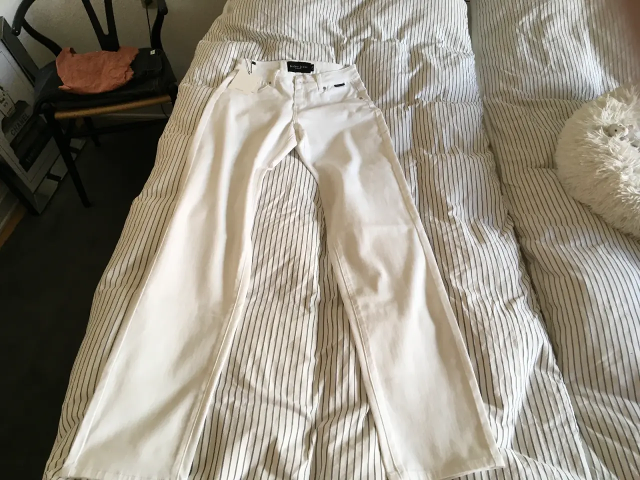 Billede 1 - Perfect Jeans hvide Regular