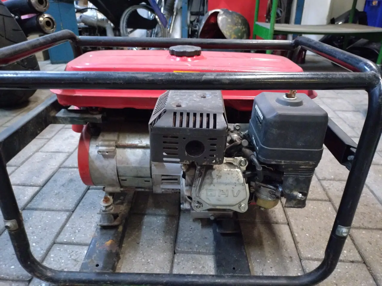 Billede 2 - GENERATOR BENZIN 220V - 2,2 KW,
