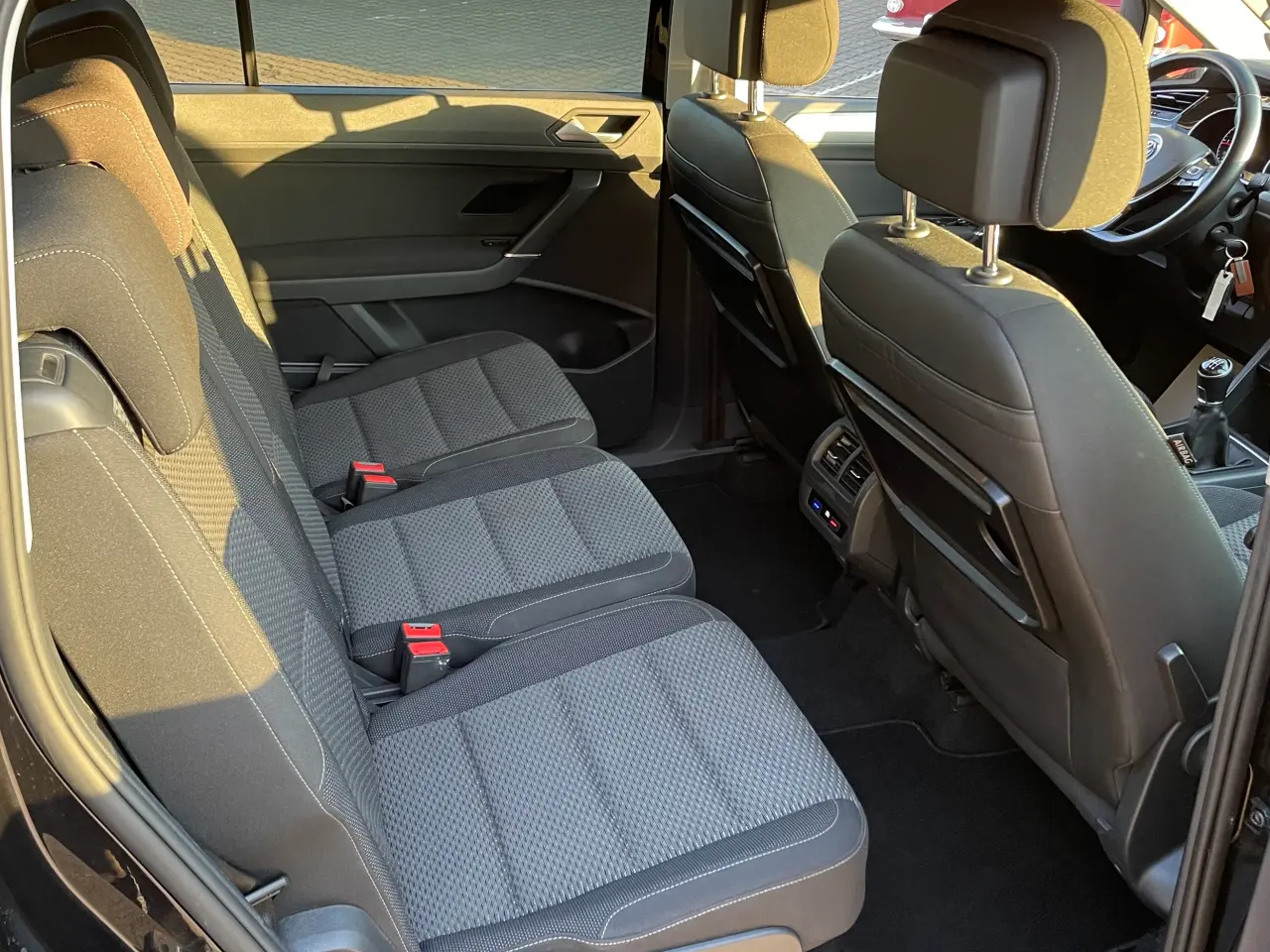 Billede 11 - Velholdt 7 Personers VW Touran