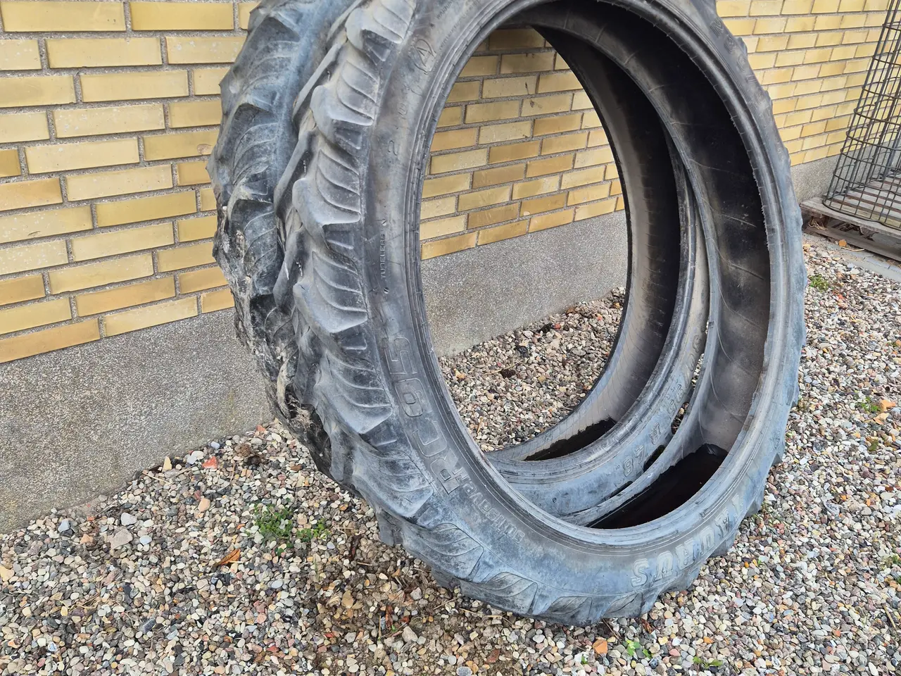 Billede 1 - Sprøjtehjul 230/95R48