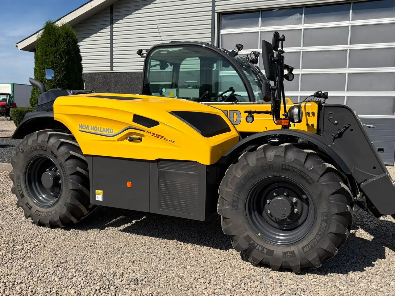 Billede 2 - New Holland TH7.37 Elite Den nye model med masser af udstyr og 6F-3R PowerShift transmission