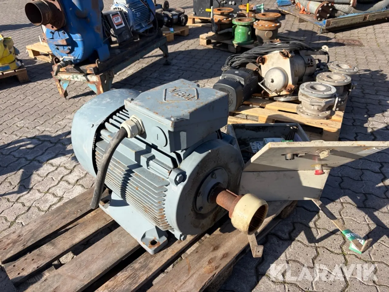 Billede 3 - Elmotor Vem K21R 250M 2 HW med styring.