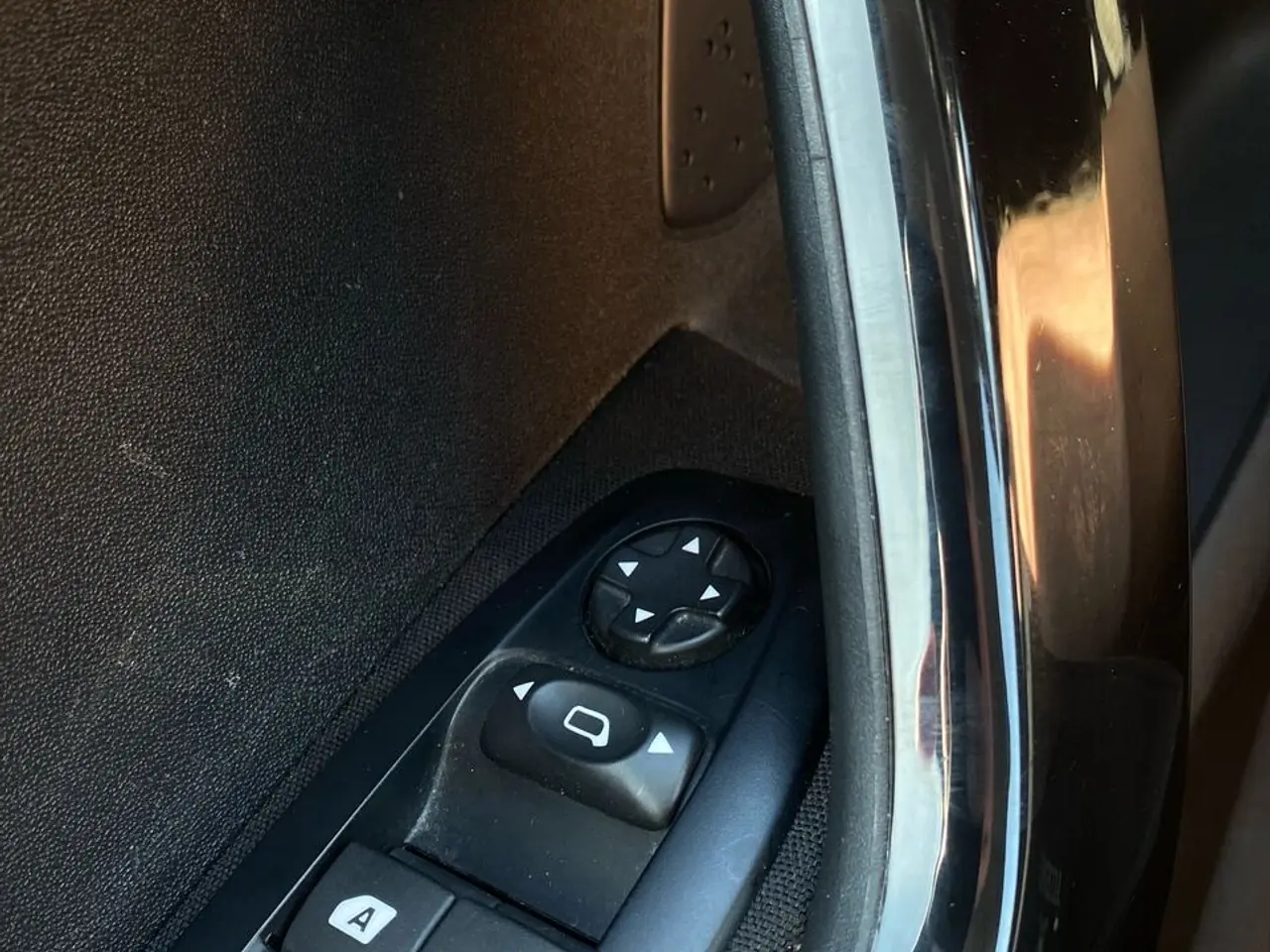 Billede 17 - Peugeot 208 1,6 BlueHDi Active 100HK 5d