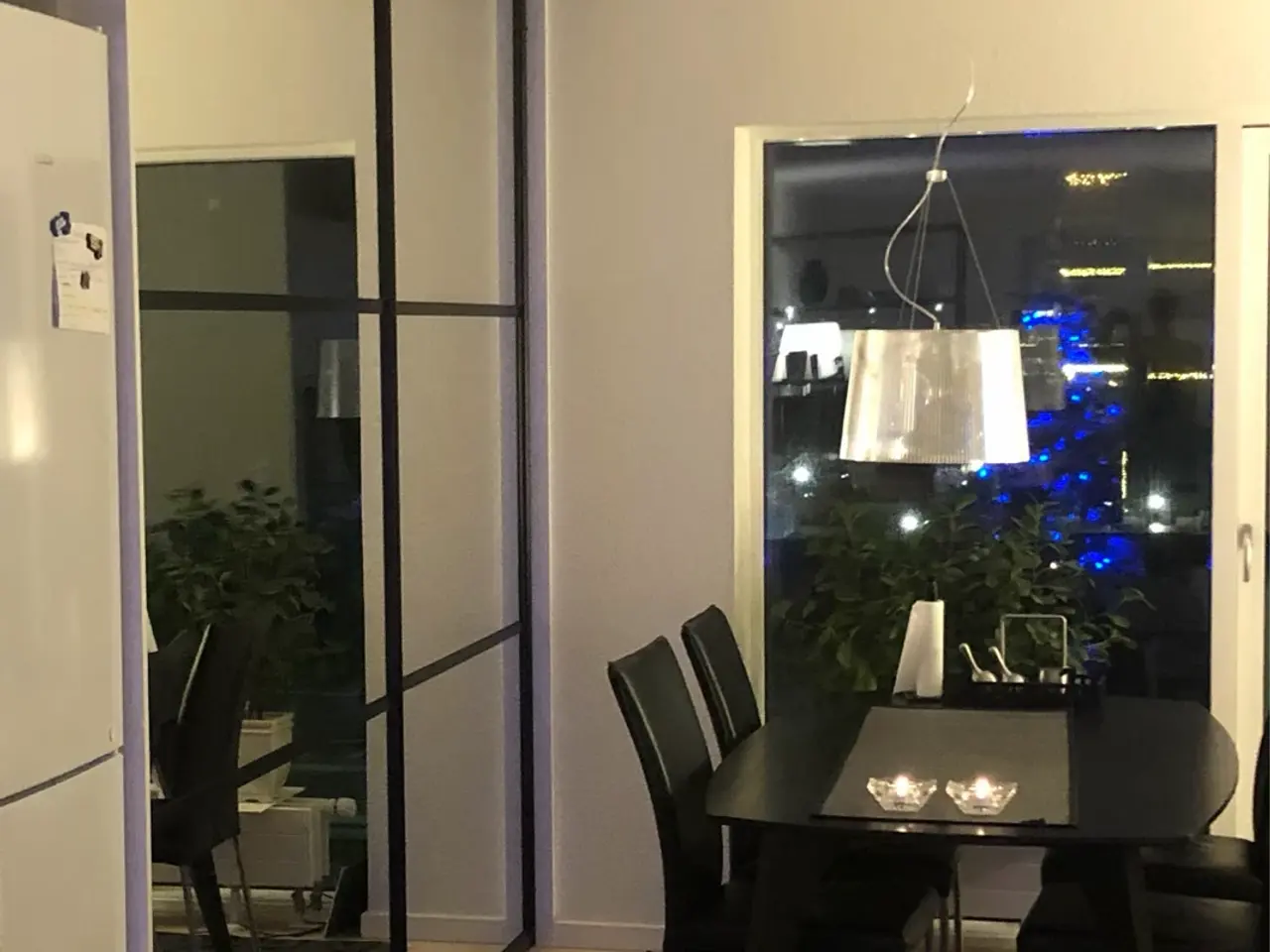 Billede 1 - KVIK spejl skydelåger i sorte aluminiums spro