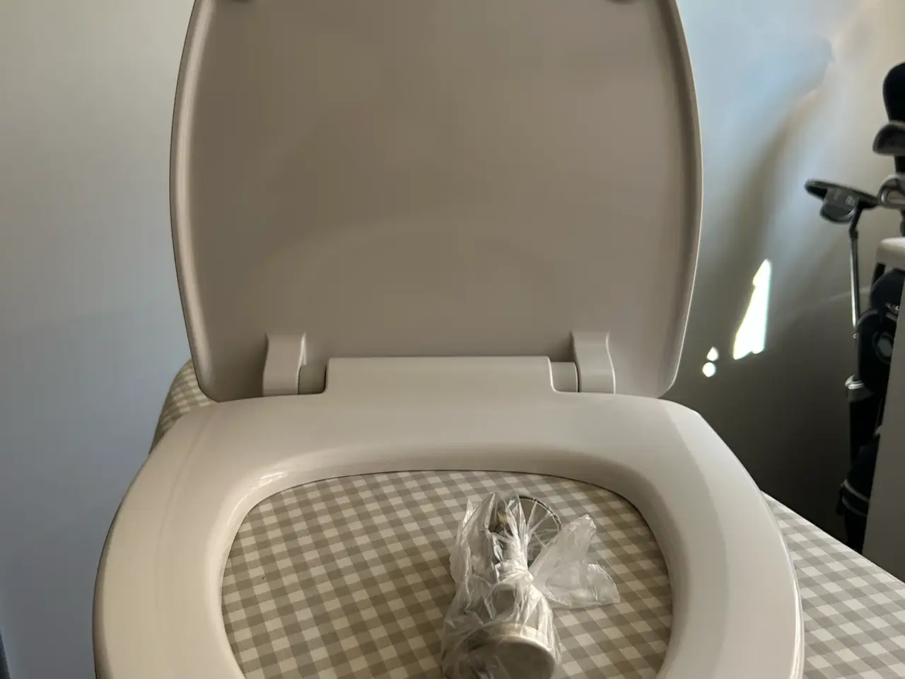 Billede 1 - Pressalit “soft close” toiletsæde