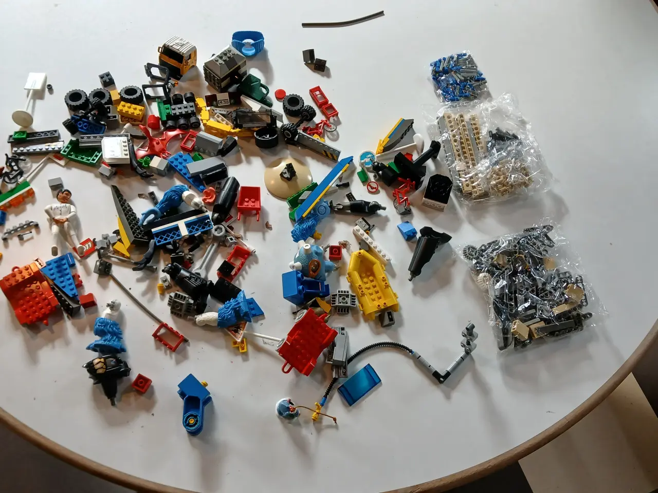 Billede 5 - Lego vejbaner figurer og diverse