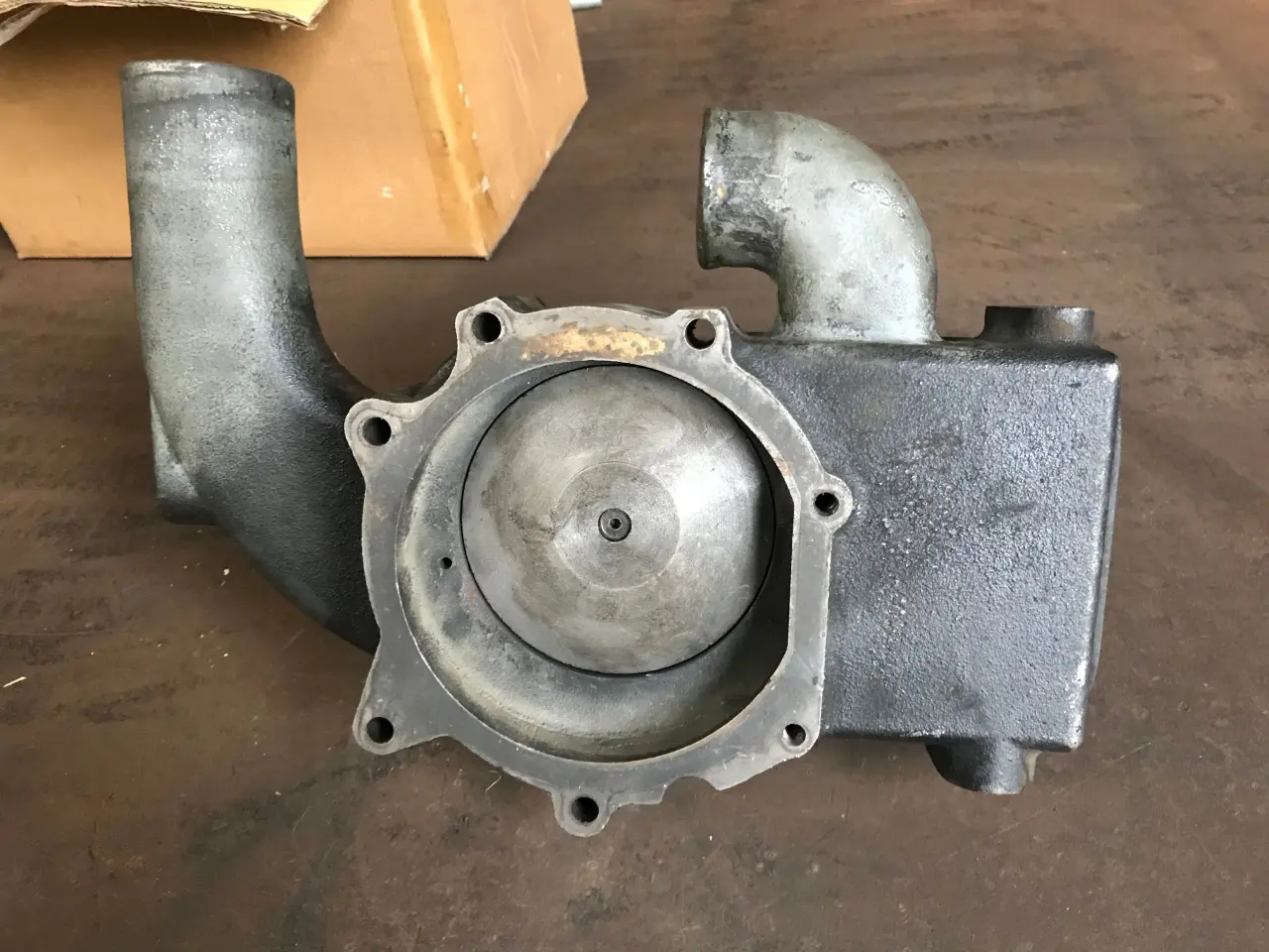 Billede 2 - Vandpumpe Massey Ferguson 3000 serie 