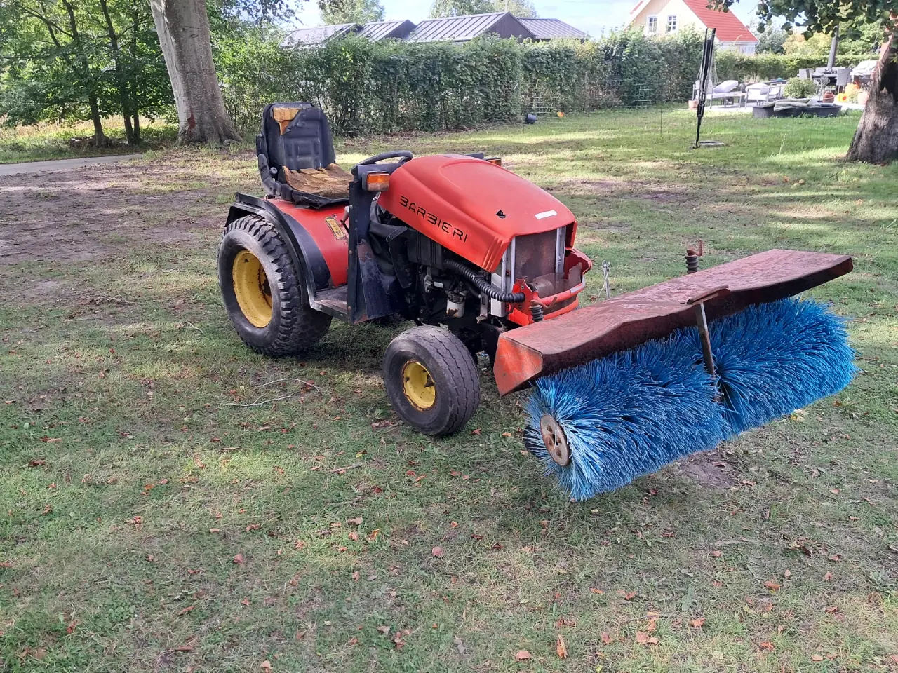 Billede 3 - Minitraktor diesel med kost