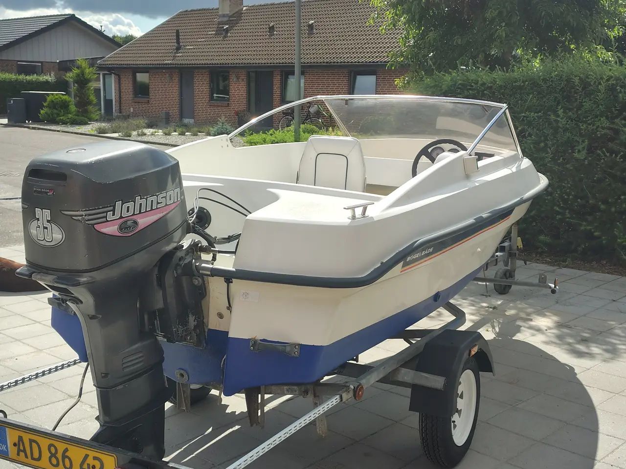Billede 3 - Motorbåd med trailer