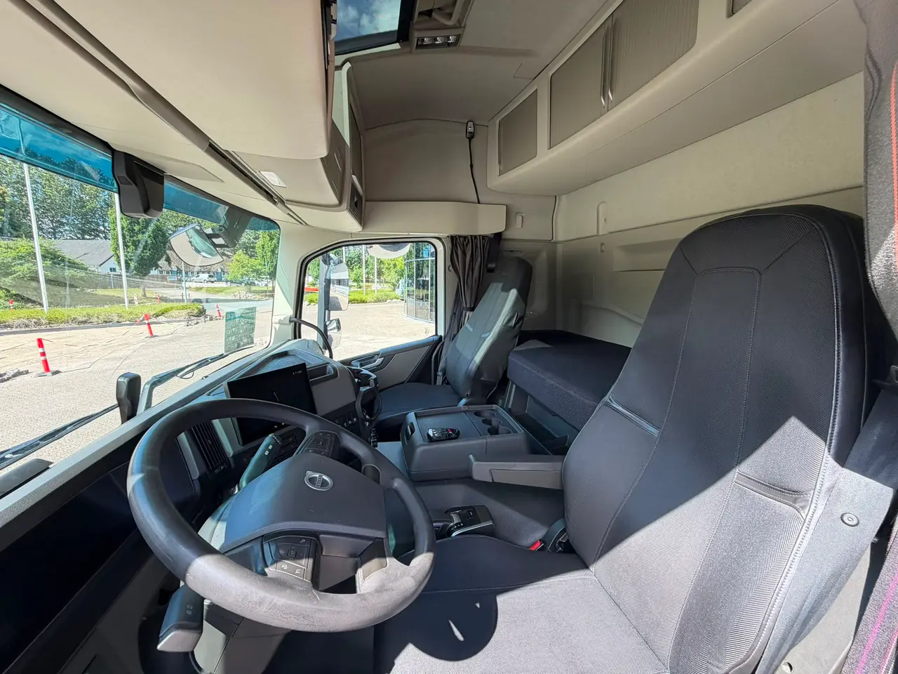 Billede 8 - Volvo FM330 4X2, Presenning