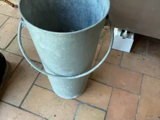 Galvaniseret metalspand