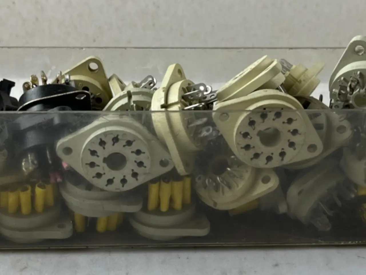 Billede 1 - relæ Socket parti Panel Mount Multi-Pin relæ Bases