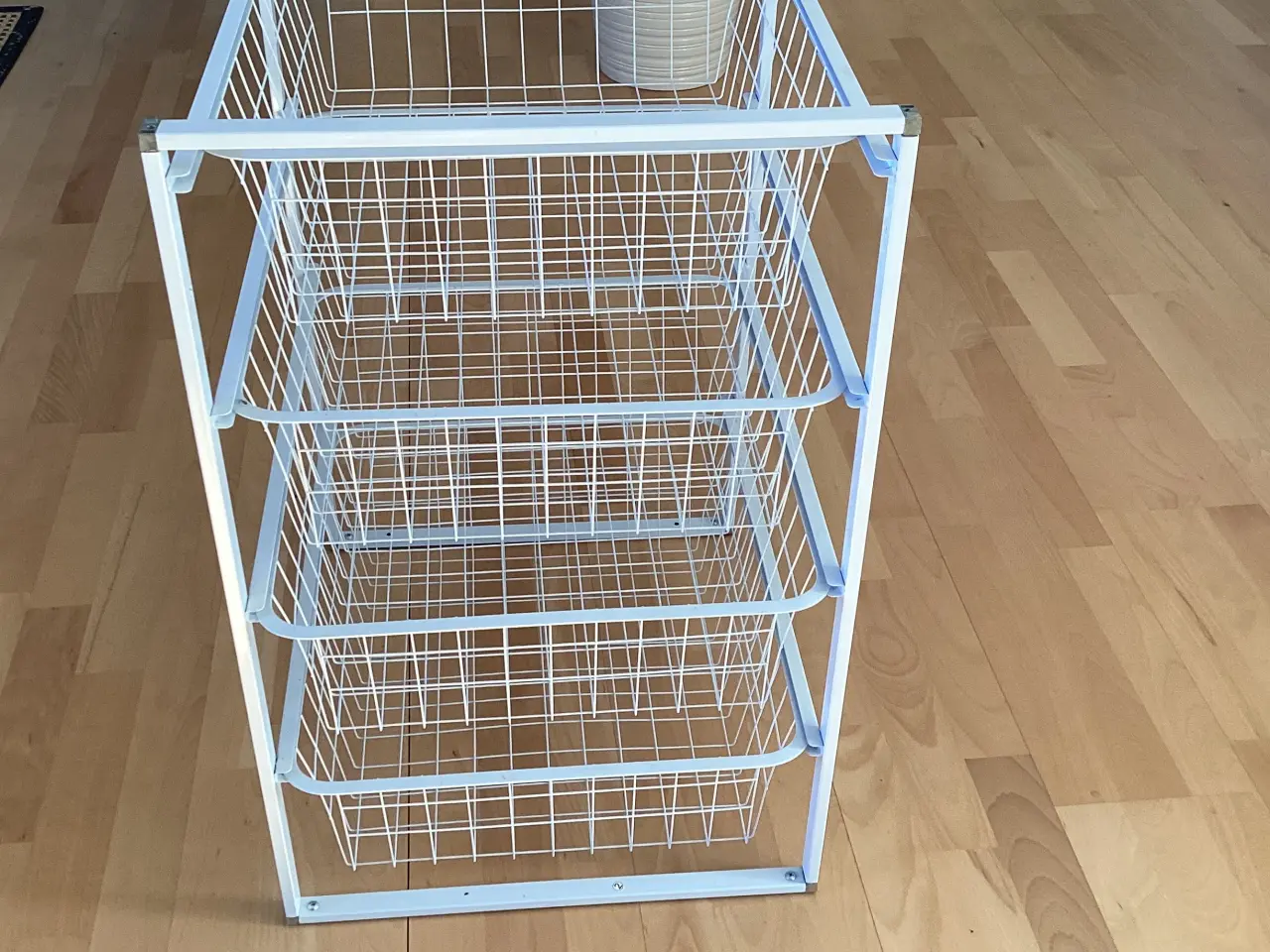 Billede 1 - Skabsindsats i tråd