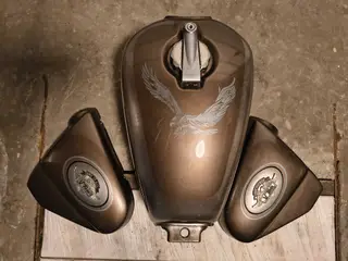 Tank og sideskjolde til Honda cx 500 costom