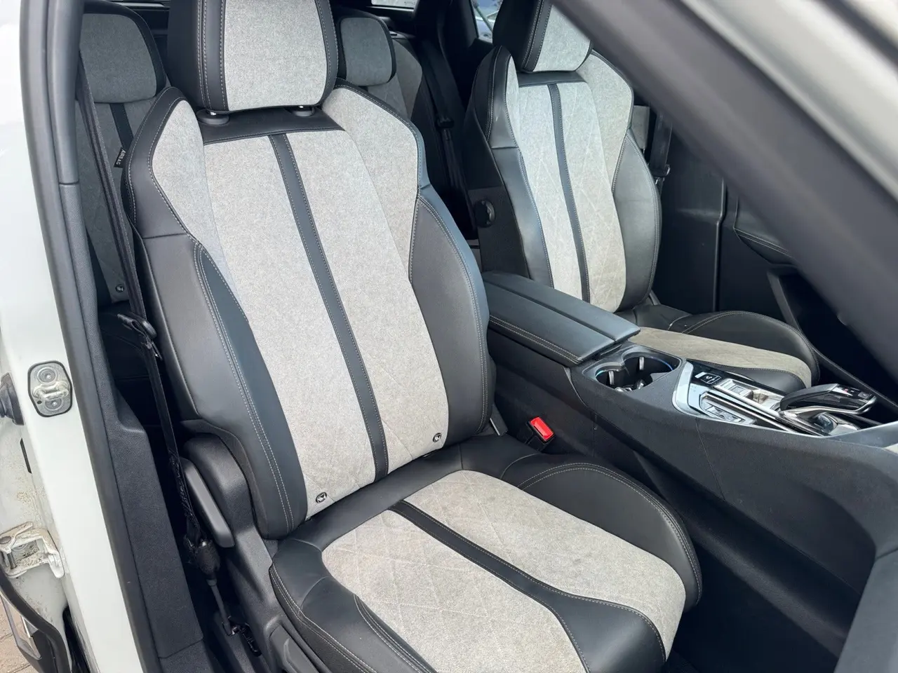 Billede 17 - Peugeot 3008 1,6 Hybrid4 GT EAT8