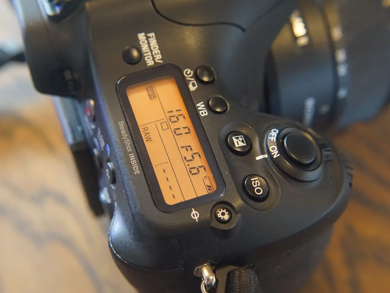 Billede 7 - Sony Alpha a68 DSLR kamera + 18–55mm ‘Kit Lens’
