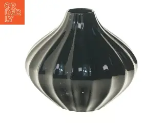 Sort riflet vase (str. 20 cm)