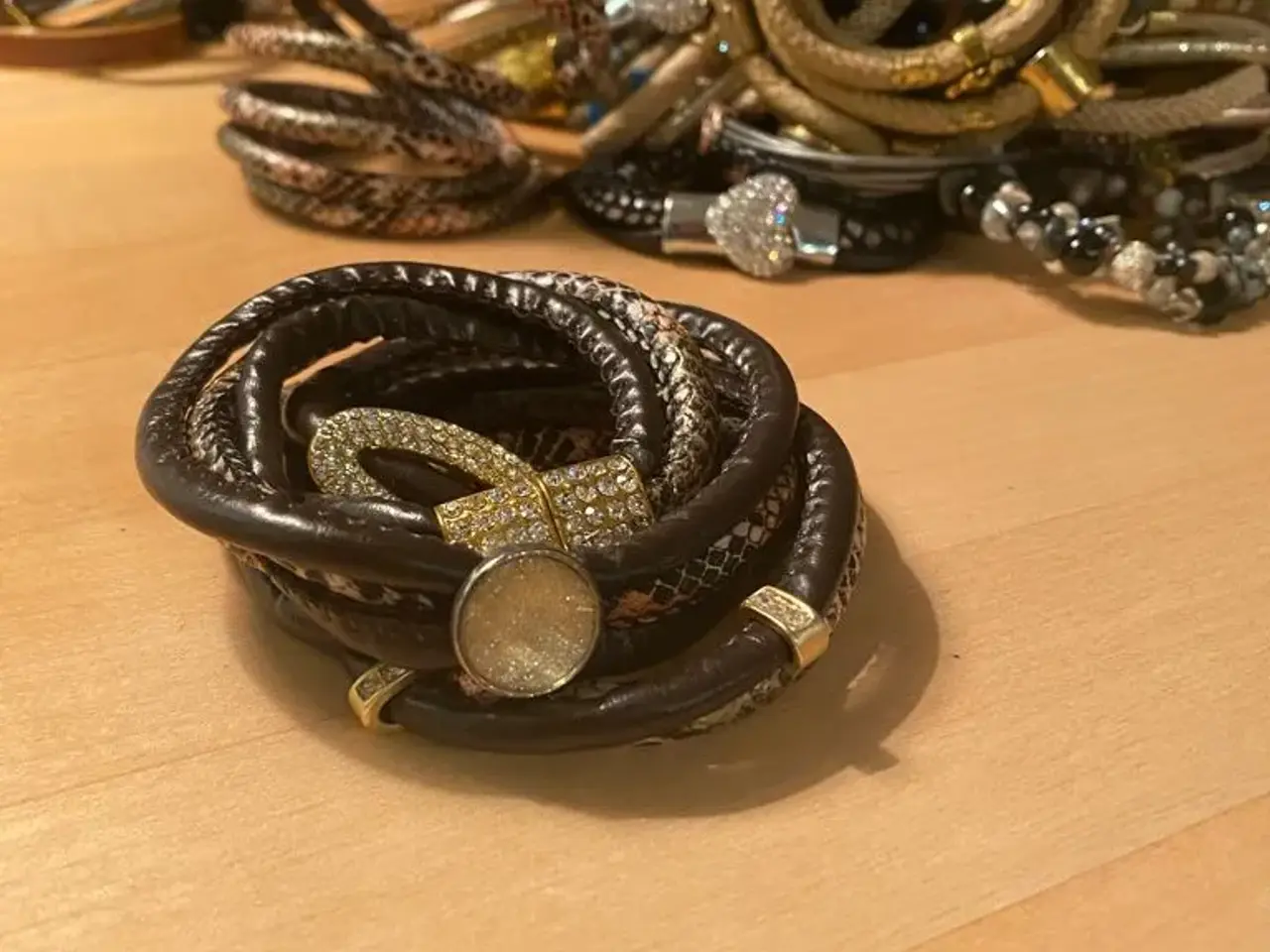 Billede 2 - Flotte armbånd