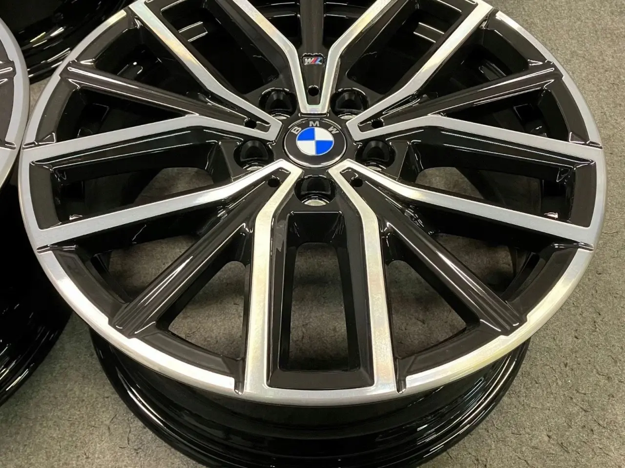 Billede 5 - ALUFÆLGE BMW X1 U11 X2 U12 869i 20"