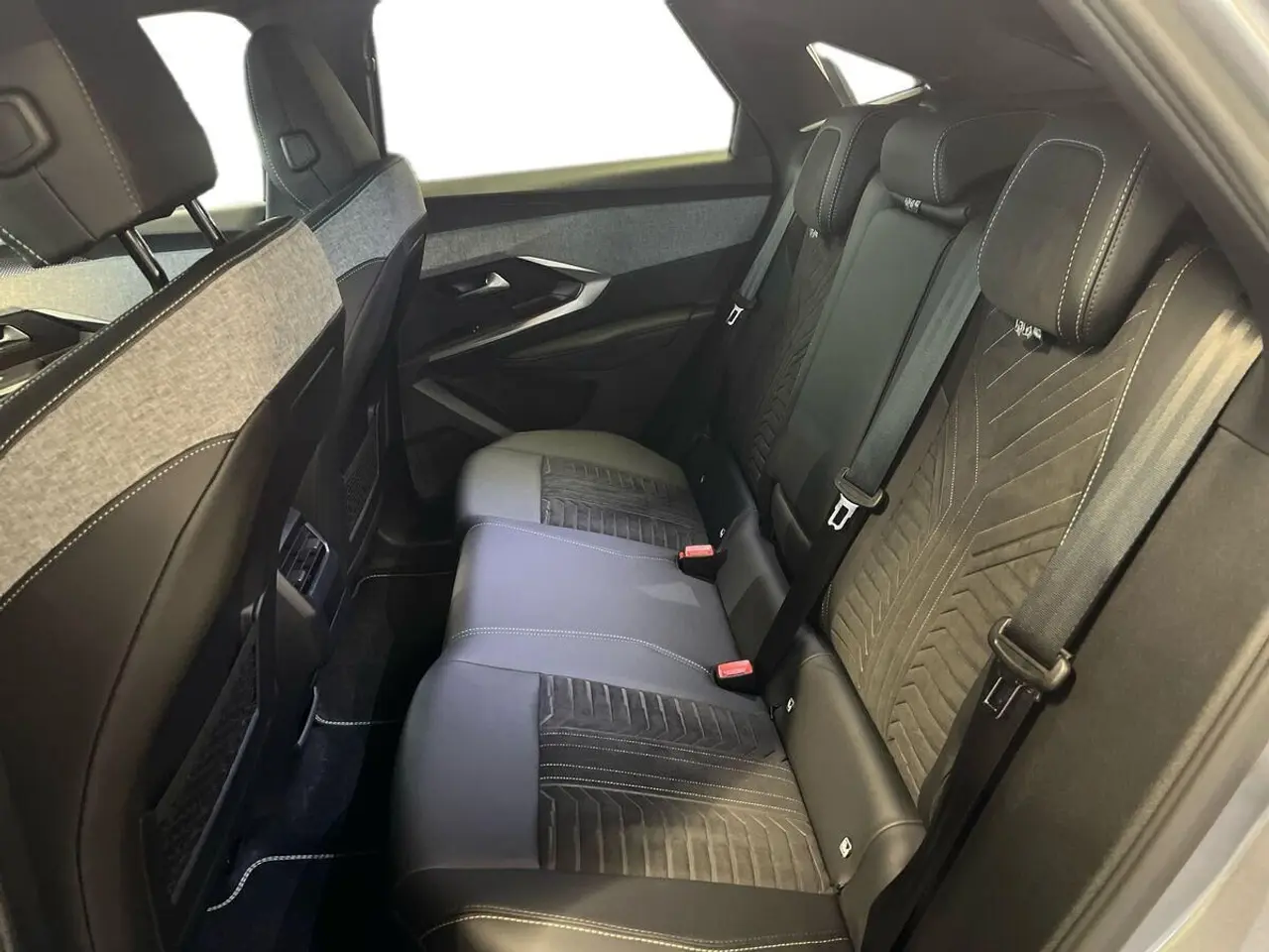Billede 9 - Peugeot e-3008 77 GT