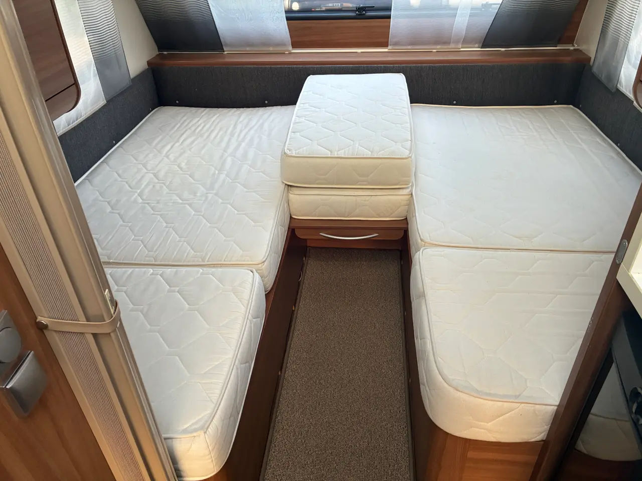 Billede 10 - Adria Adora 472 LU Aldecentralvarme.