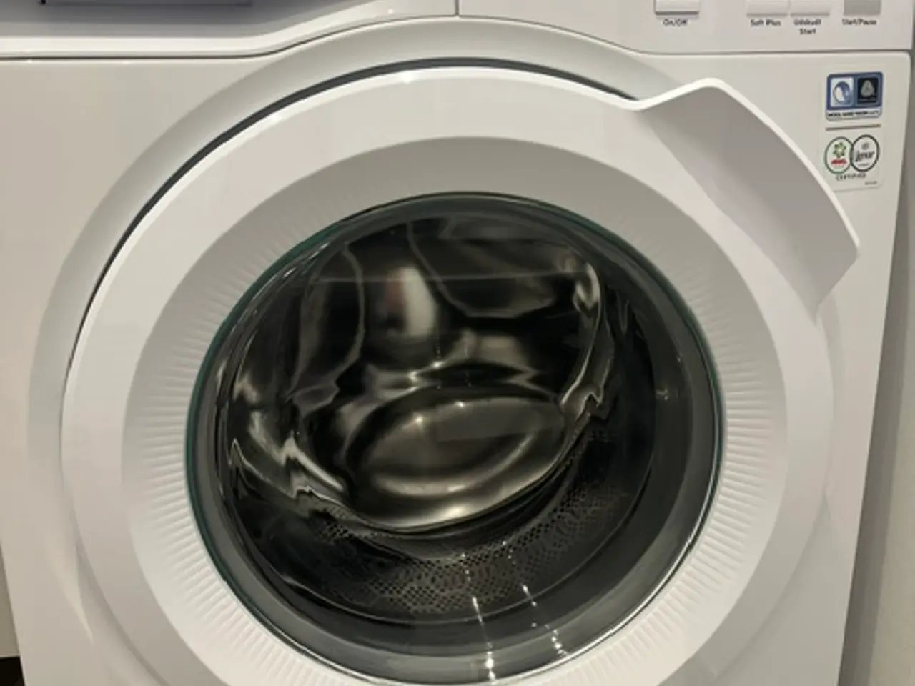 Billede 2 - AEG vaskemaskine L6FSK863G