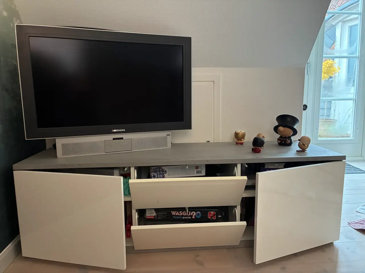 Billede 3 - TV- bord