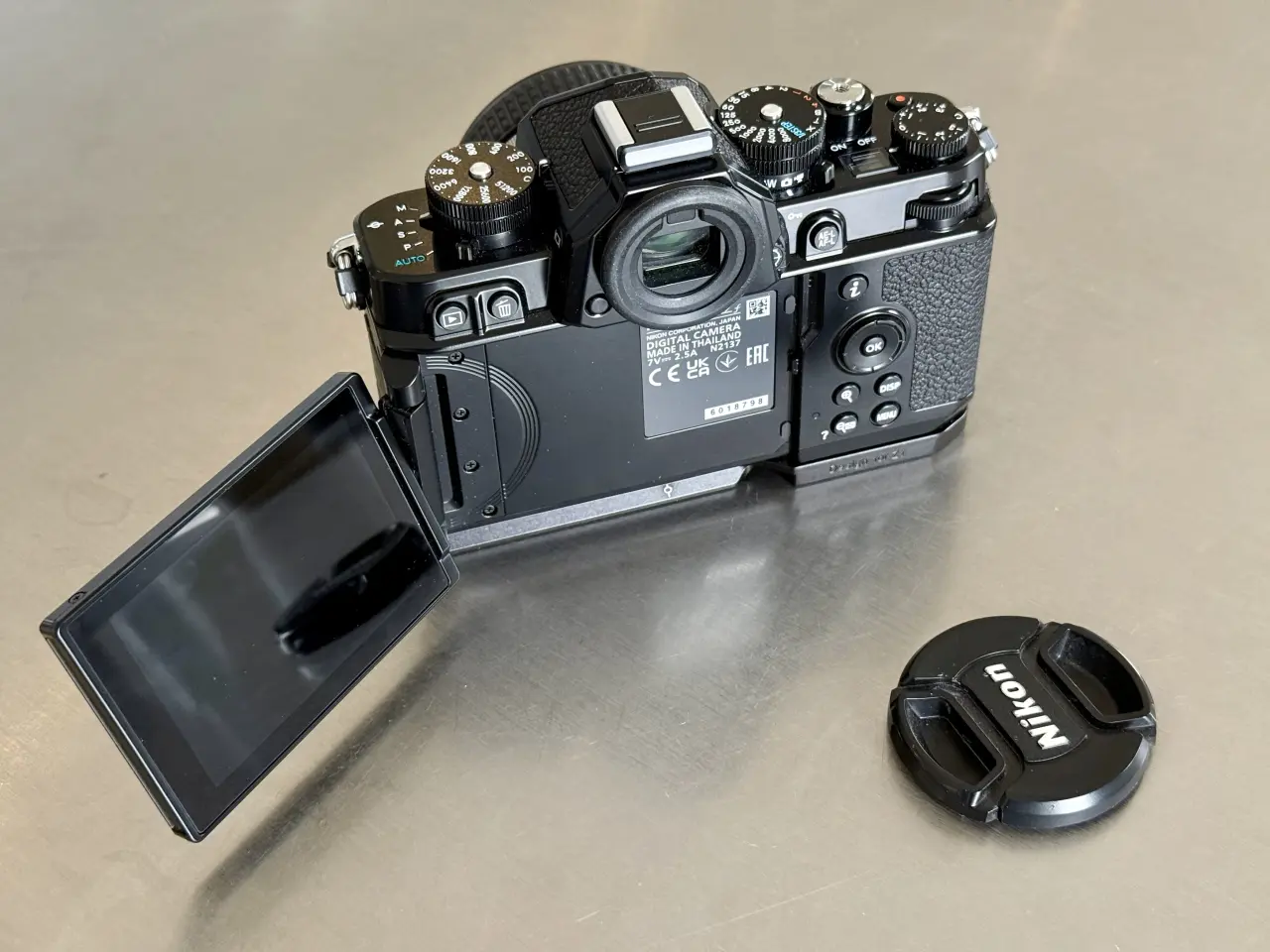 Billede 4 - Nikon Zf med grib og objektiv