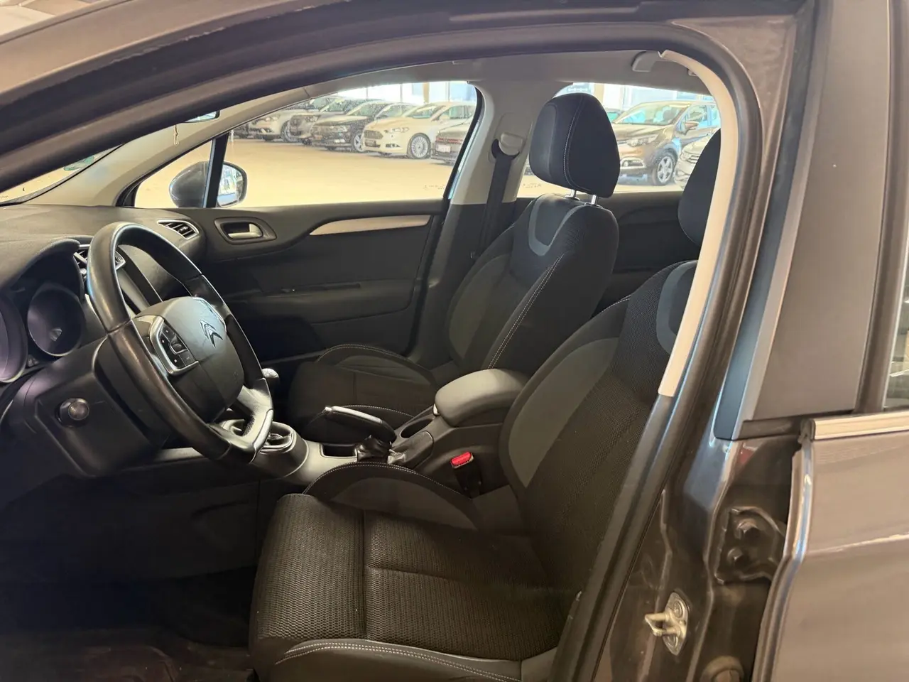 Billede 5 - Citroën C4 1,6 Blue HDi Funky start/stop 100HK 5d