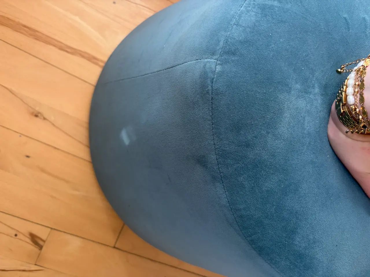 Billede 1 - Puf i blå velour