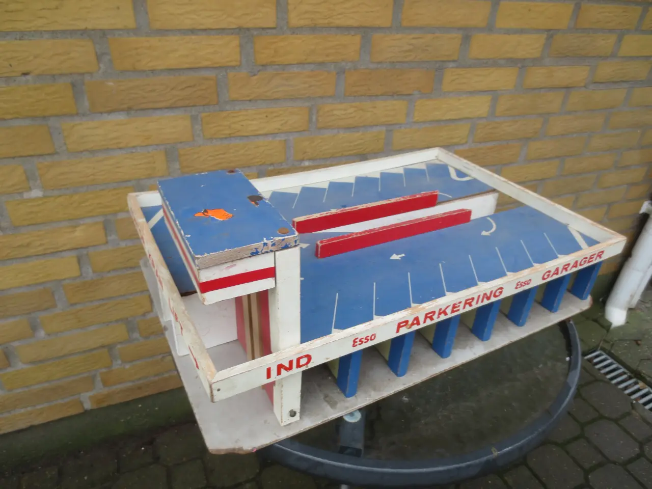 Billede 1 - 1 stk Retro ESSO Garageanlæg/Værksted