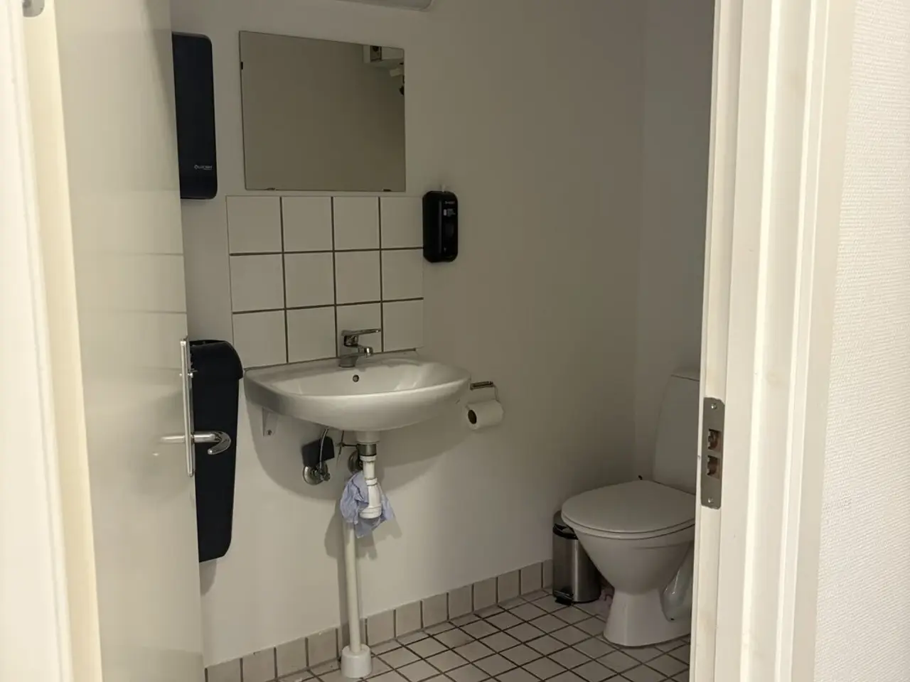Billede 5 - Lejemål til butik, showroom og lager
