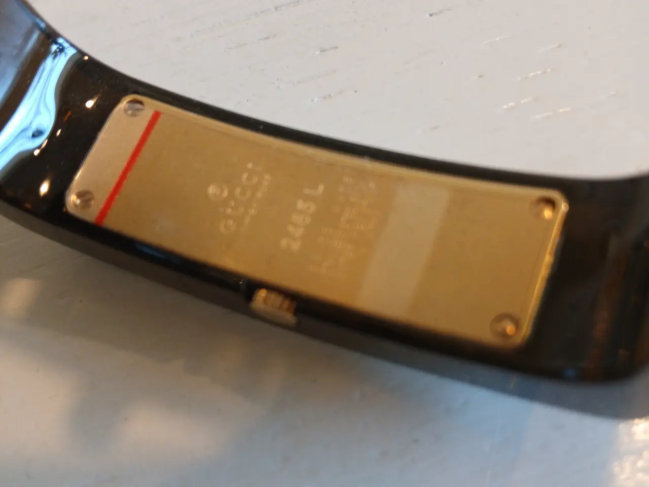 Billede 3 - Gucci damearmbåndsure frit valg 600 kroner