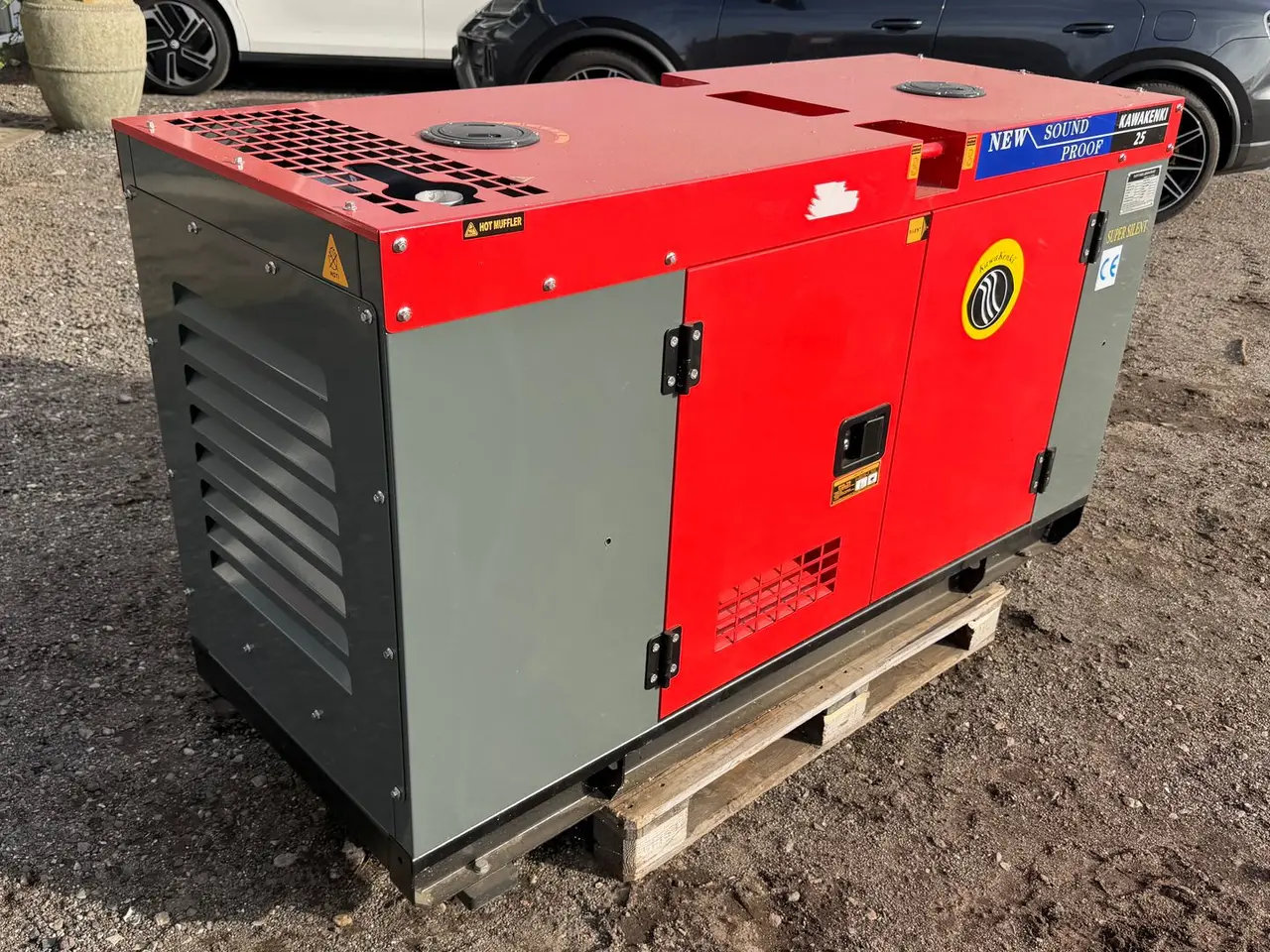 Billede 2 - KAWAKENKI KK25-III-SSS Næsten ny 25 KVA Generator