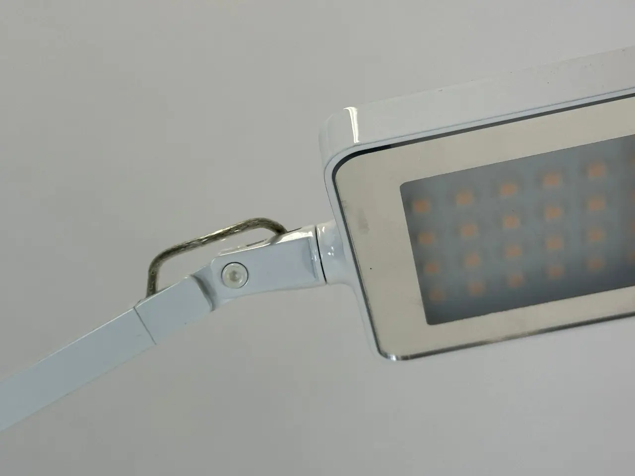 Billede 5 - Flos Kelvin Edge Lampe – Hvid H 88 cm