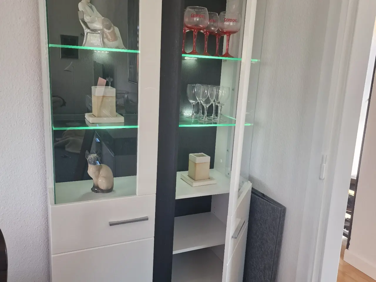 Billede 4 - Flot vitrine
