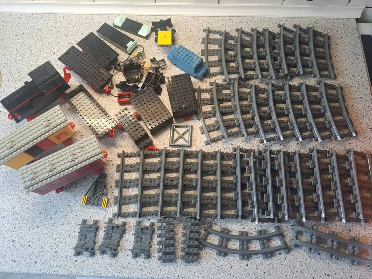Billede 1 - Lego tog samling, der er det man kan se