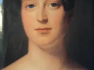 Maria Helleberg : Dronningeskolen