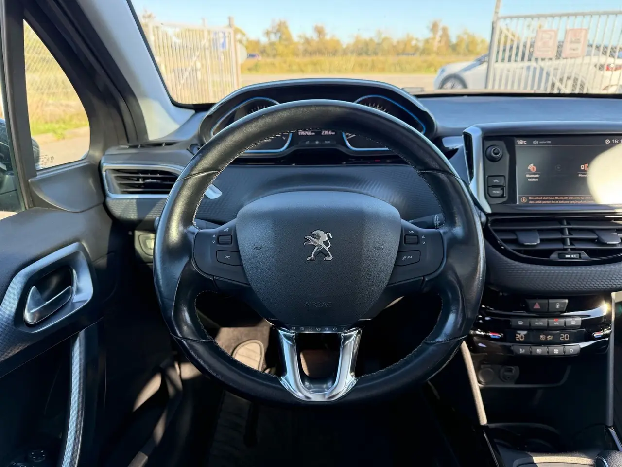 Billede 8 - Peugeot 2008 1,2 e-THP Allure EAT6 110HK 5d 6g Aut.