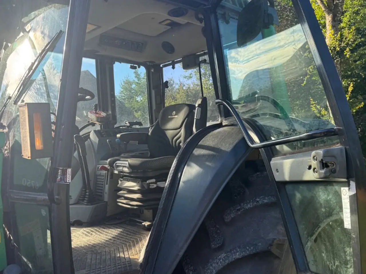 Billede 5 - Valtra 6750