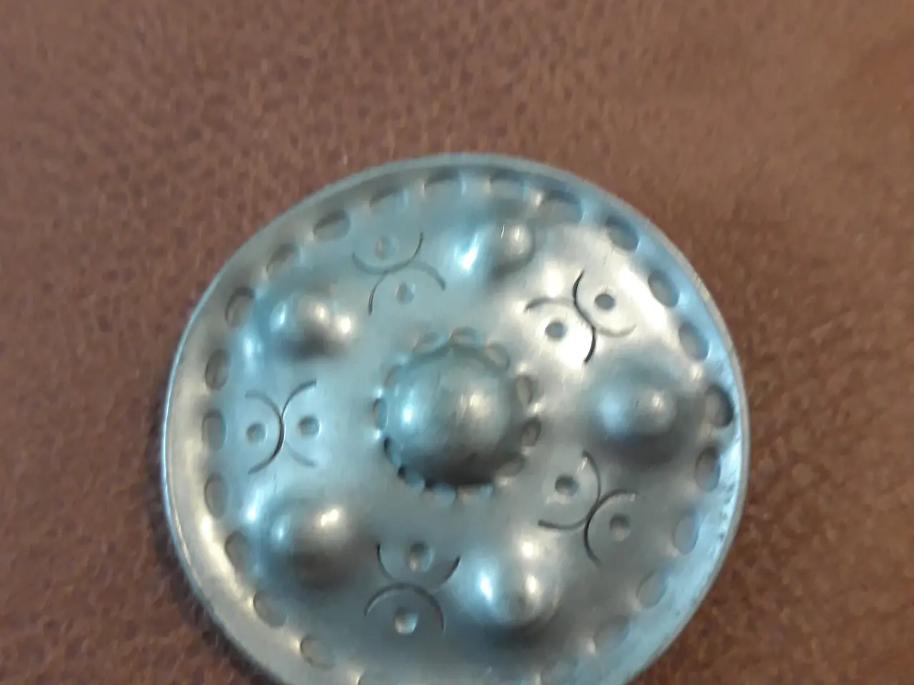 Billede 1 - Vintage Tin Broche