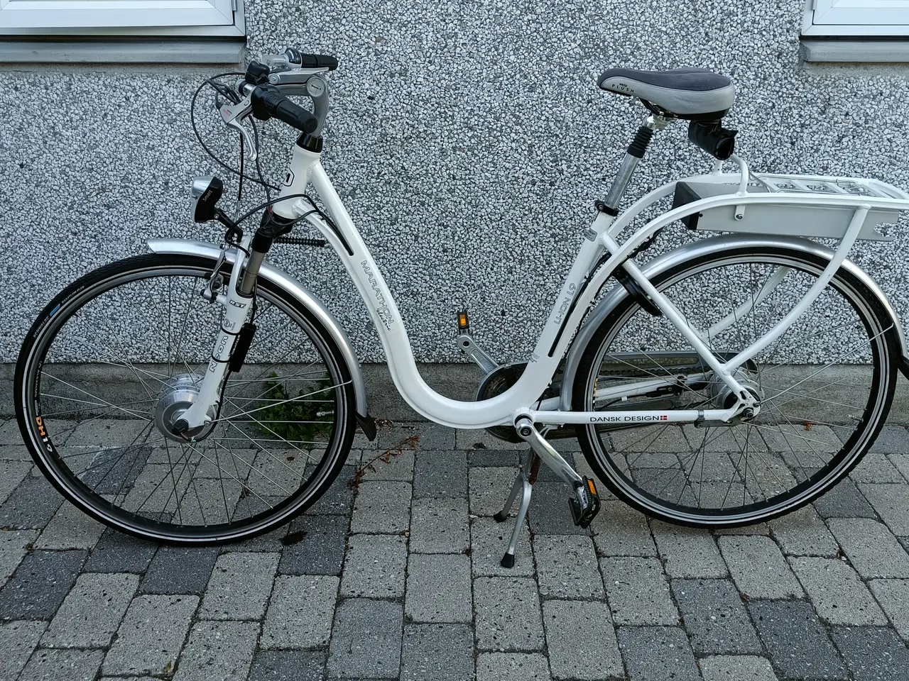 Billede 1 - En af første elcykler i DK