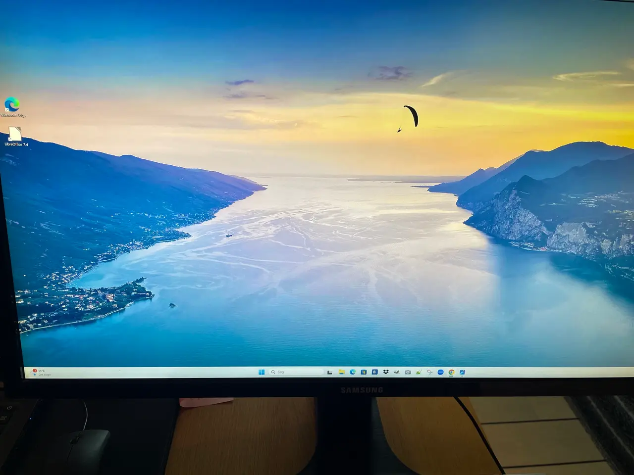 Billede 2 - Samsung U28E590D 28" widescreen-skærm