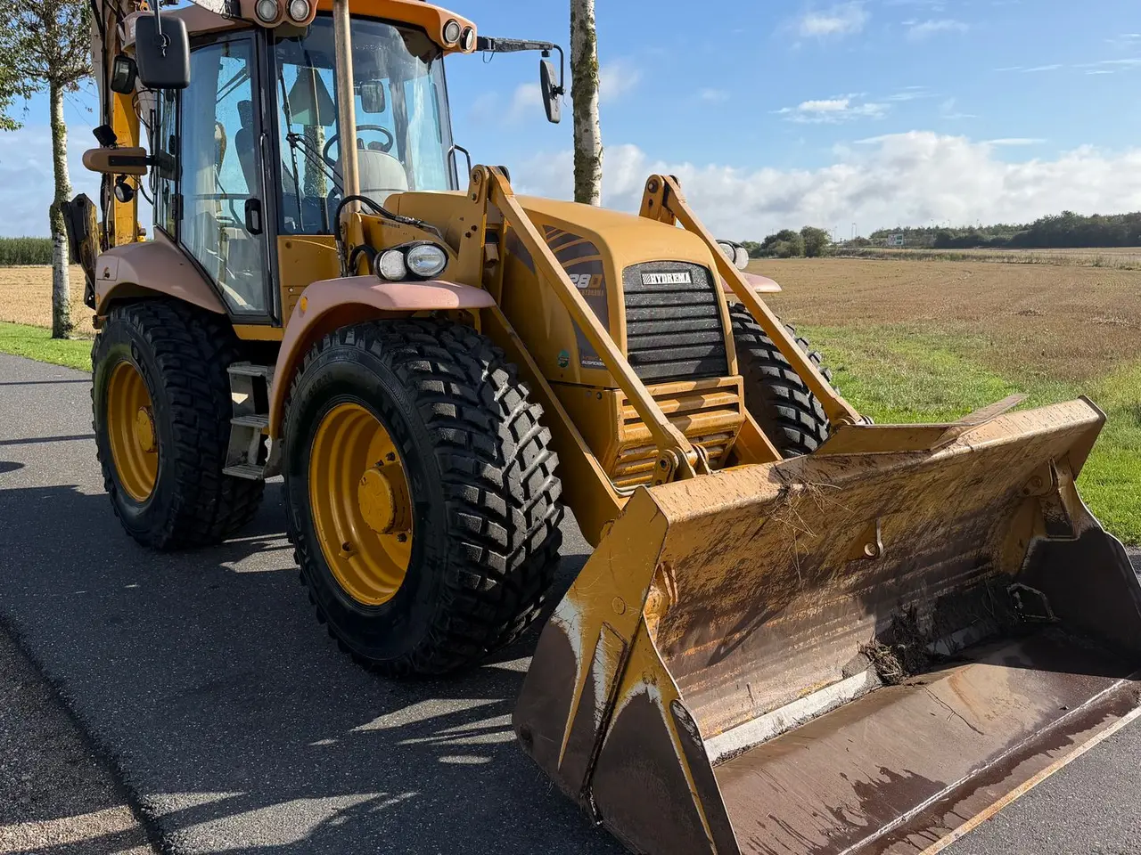 Billede 3 - Hydrema 928 D Virkelig fin, og velkørende rendegraver med Engcon rotortilt med klo