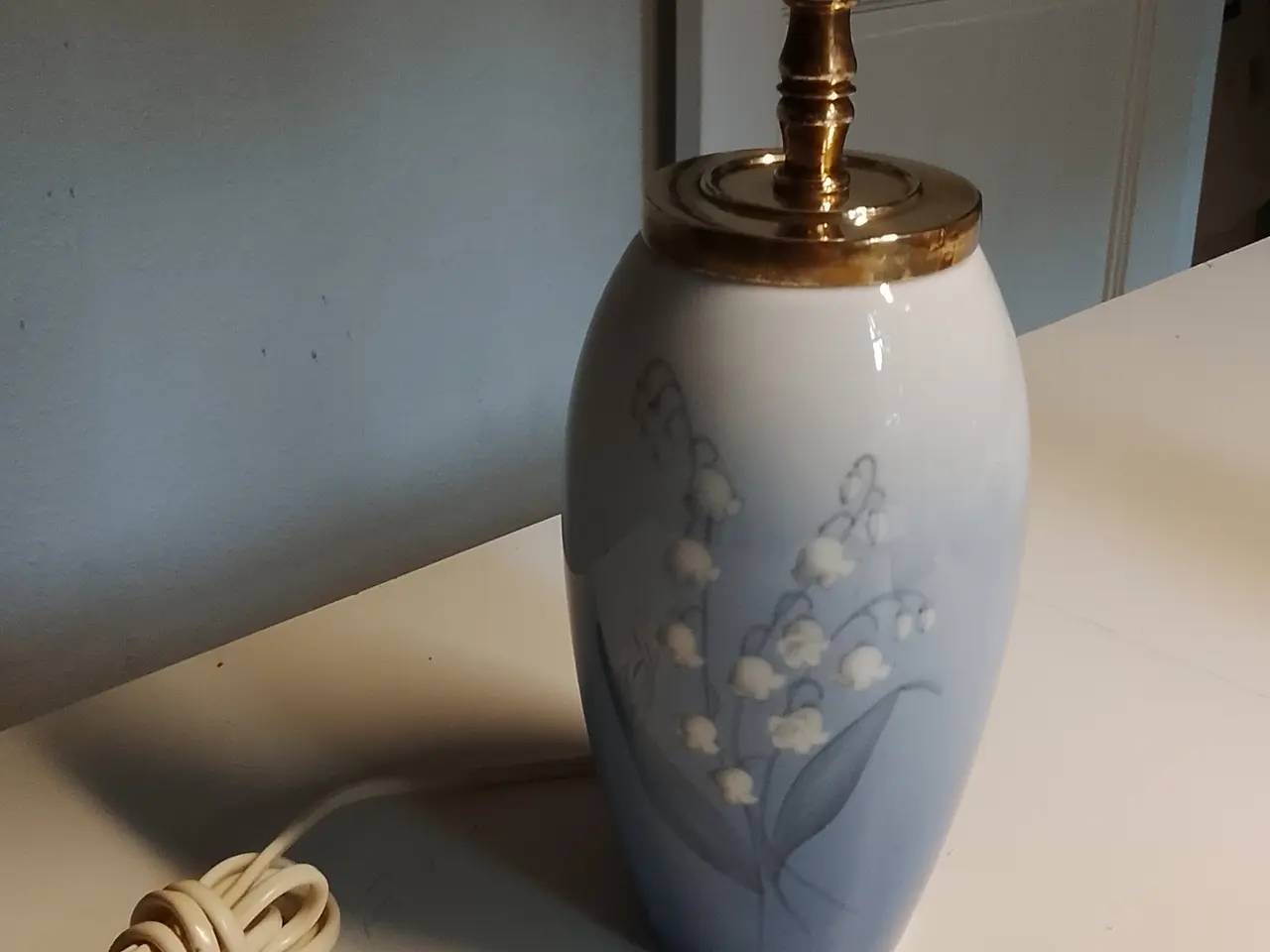 Billede 1 - Bing og grøndahl nr 57 / 251 bordlampe