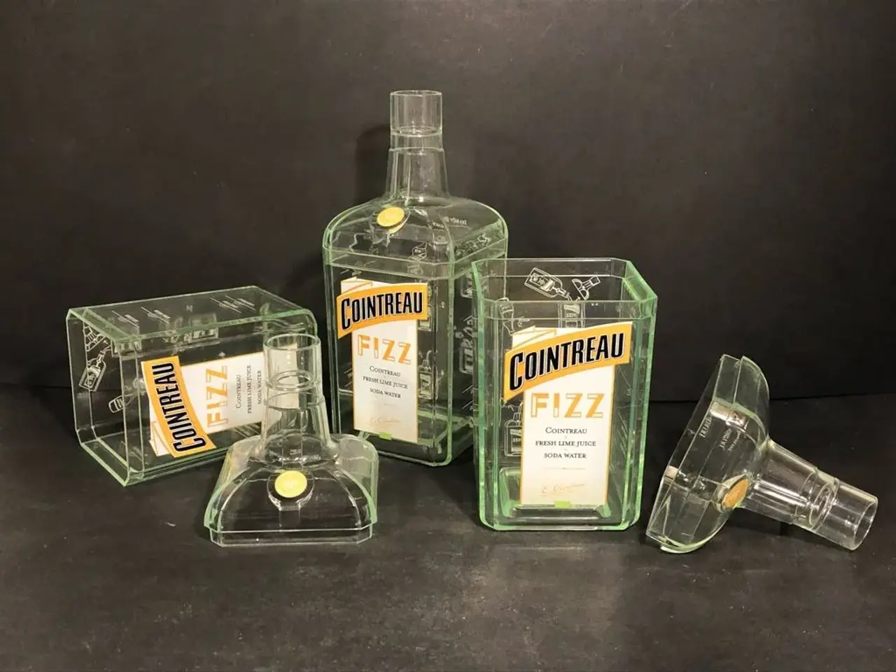Billede 2 - Cointreau Flasker til velkomstdrinks