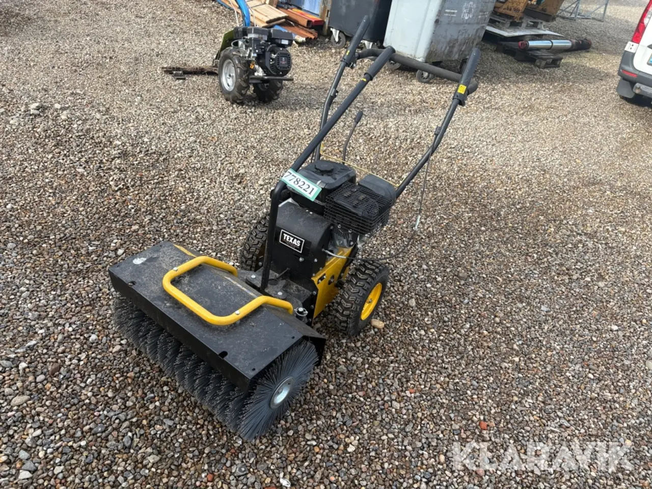 Billede 1 - Fejemaskine Texas Handy sweep 710TGE med elstart
